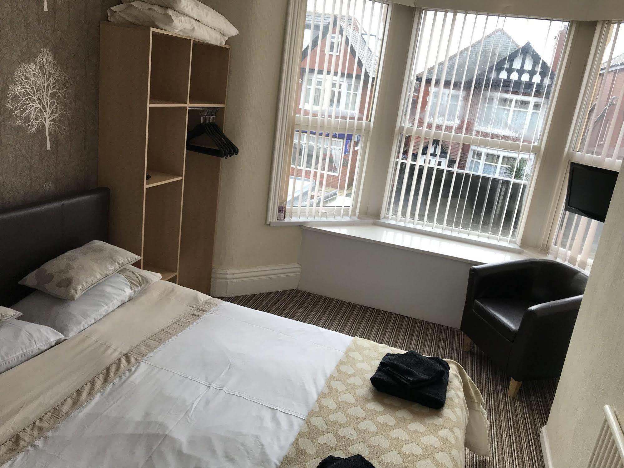 The Penrhyn Hotell Blackpool Exteriör bild