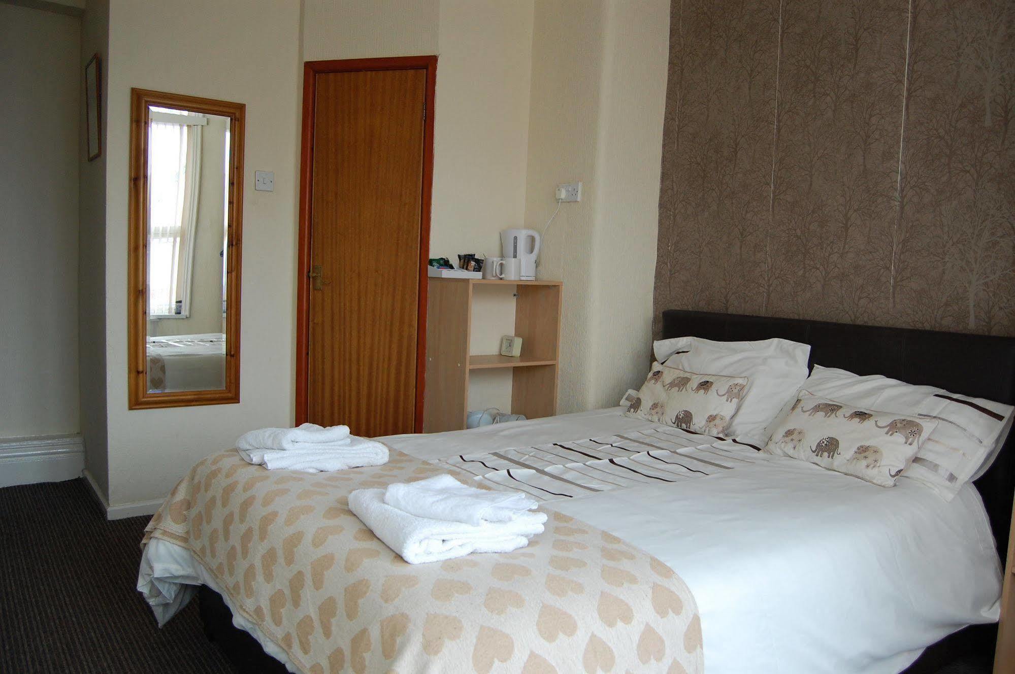 The Penrhyn Hotell Blackpool Exteriör bild